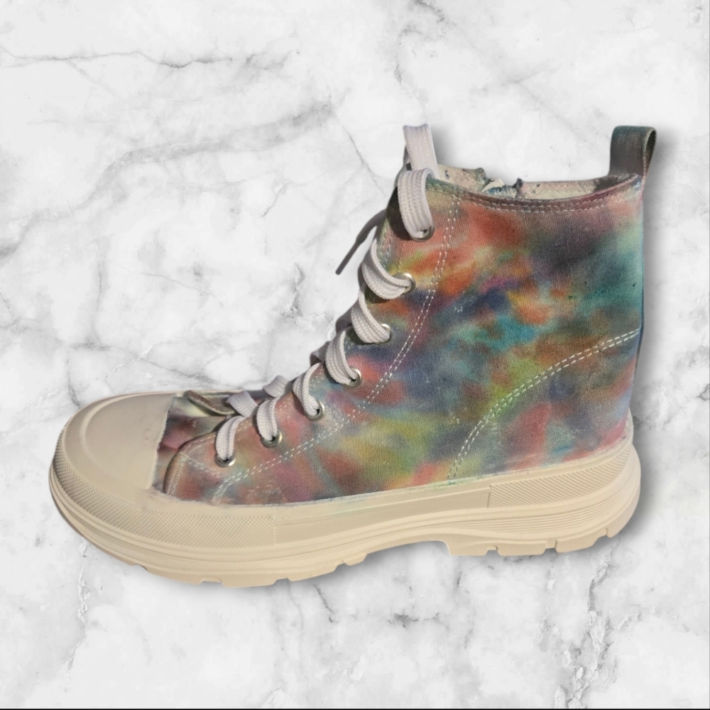 Colorful Tie Dye High-Top Women's Sneakers